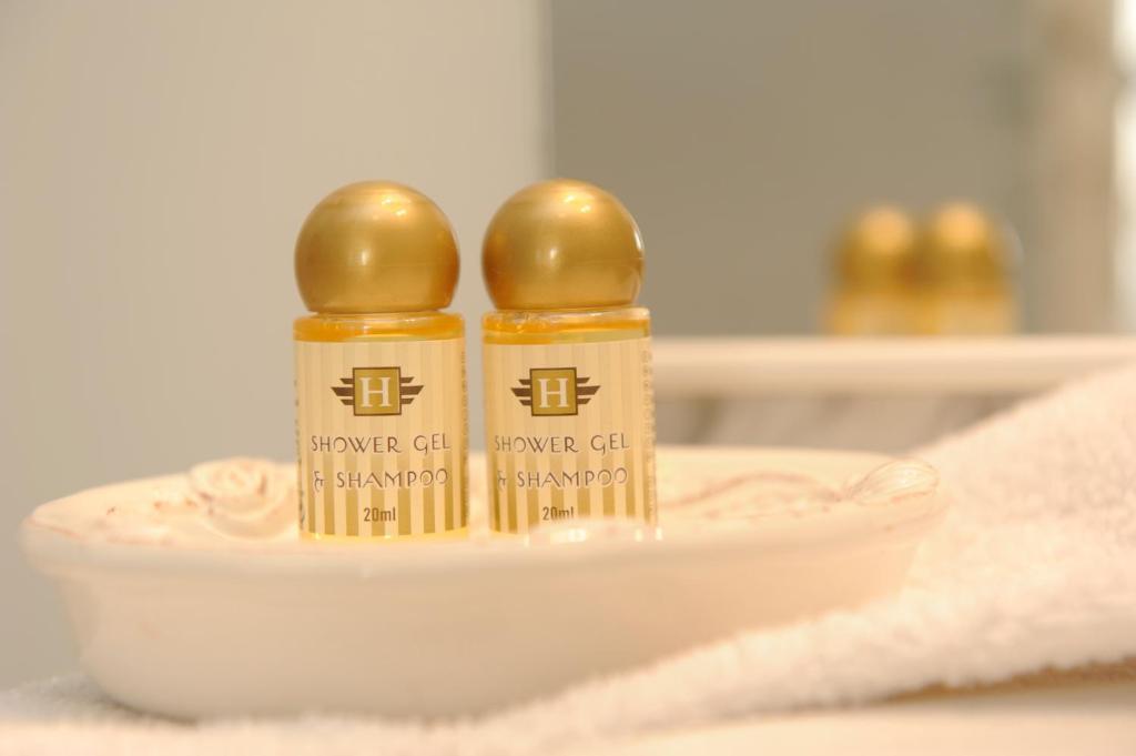 โฮเต็ล เรสเทอรองต์ เดอ ลา โปรวิดองซ์ Hotel Egliseneuve-d'Entraigues ห้อง รูปภาพ